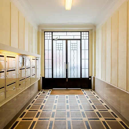 Amazing Artois Champs Elysees Apartment Paris