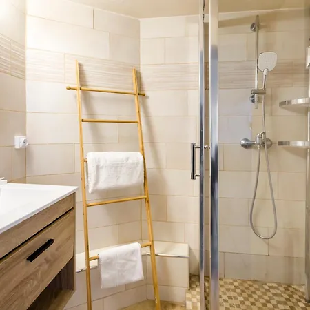 Amazing Artois Champs Elysees Apartment *
